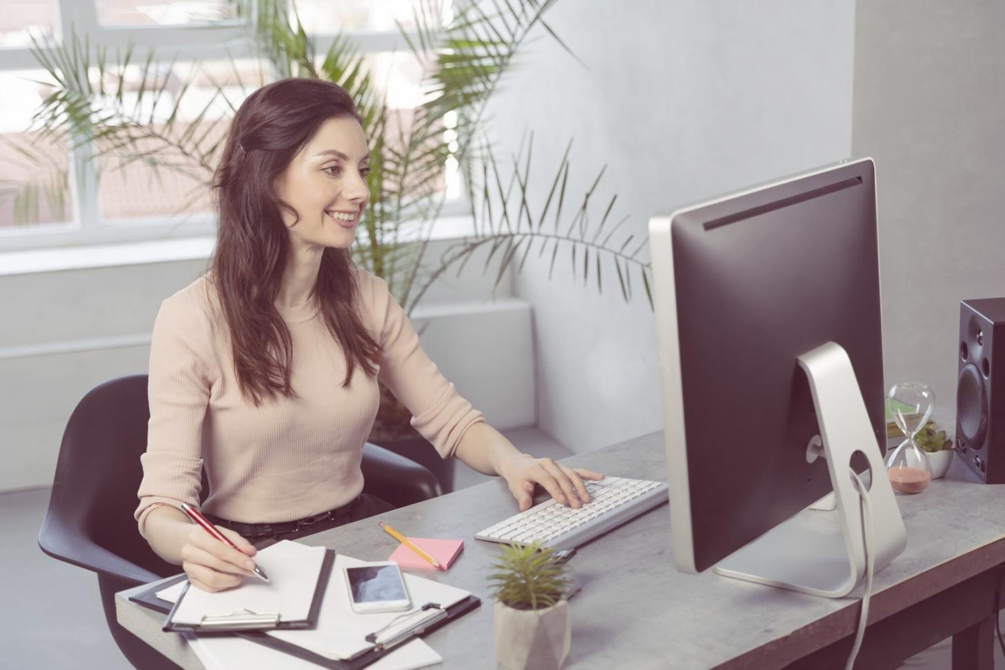 Analyse détaillée des flux financiers lors d'un atelier pratique