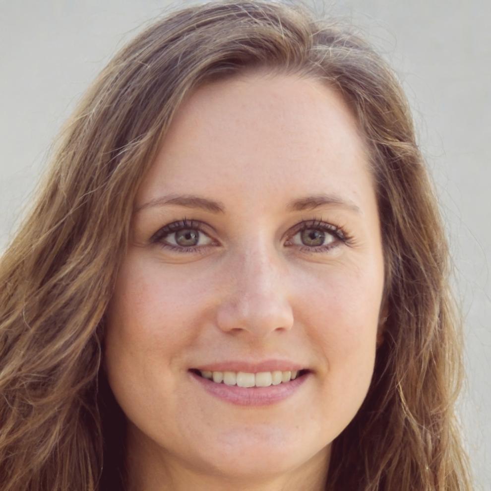 Portrait de Claire Brossard, responsable pédagogique chez aeriontavos